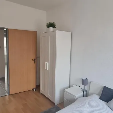 Apartamento In Universitaets-naehe - Bus Und Parken Vor Der Tuer