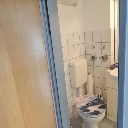 Apartmán In Universitaets-naehe - Bus Und Parken Vor Der Tuer